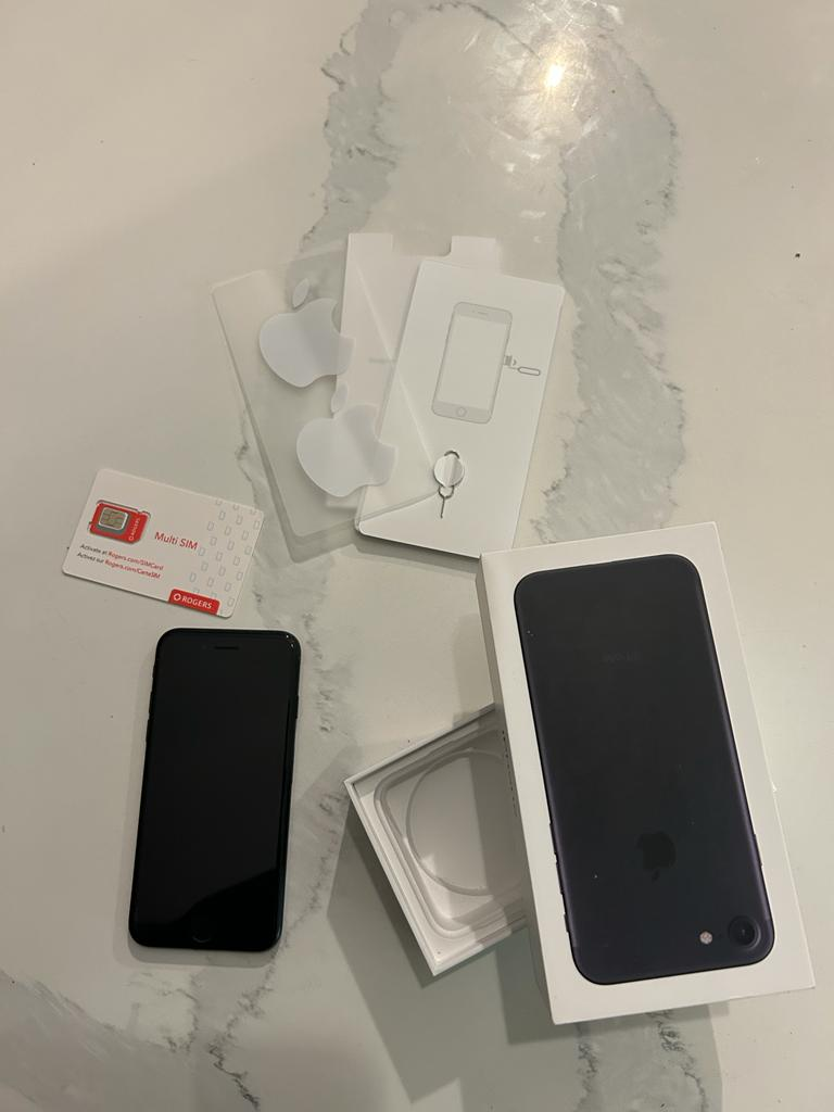 iphone 7 128 GB thumbnail