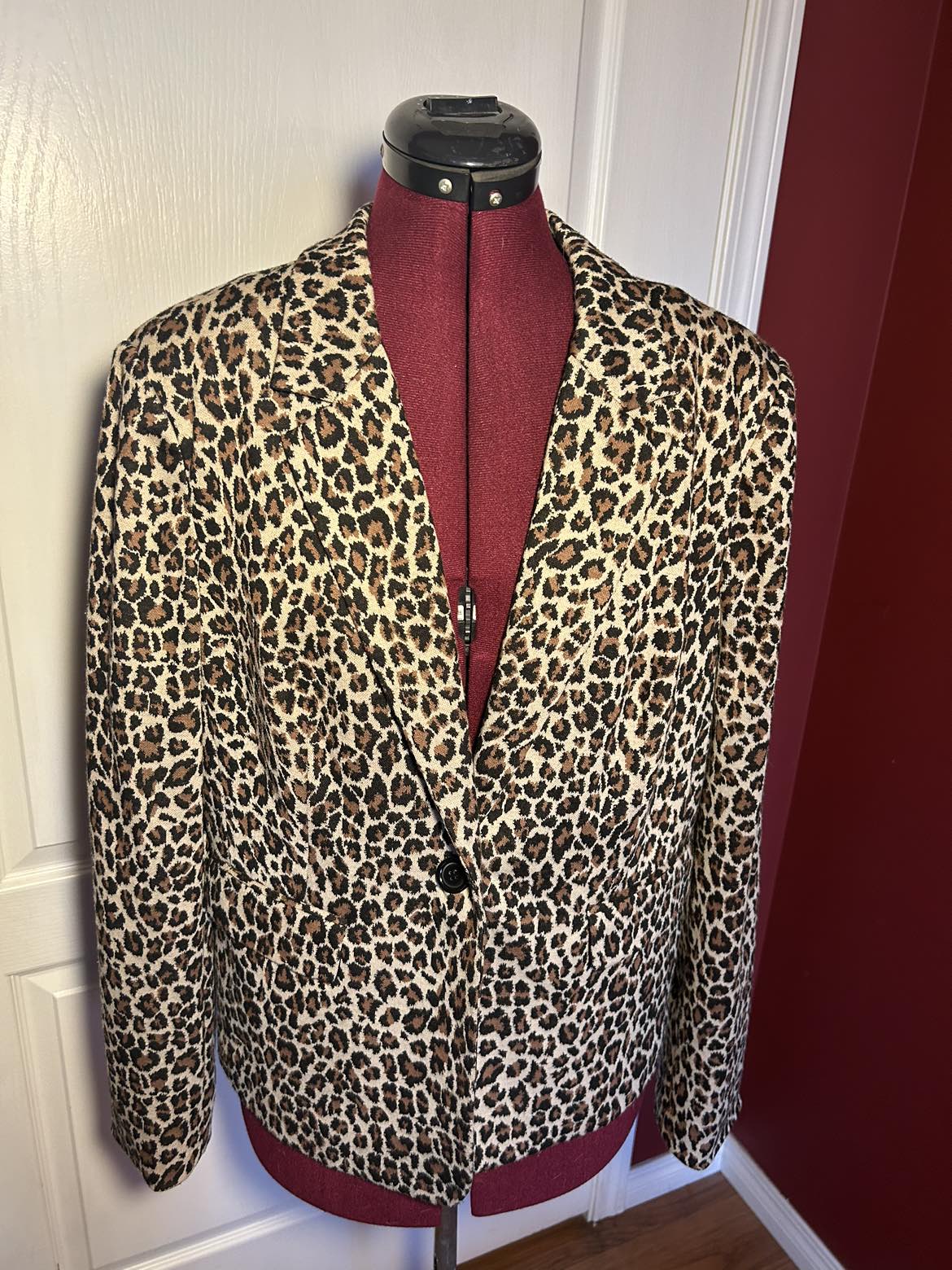 Leopard print blazer size large