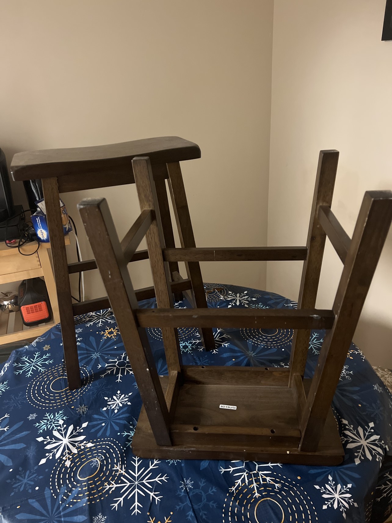 Oak benches