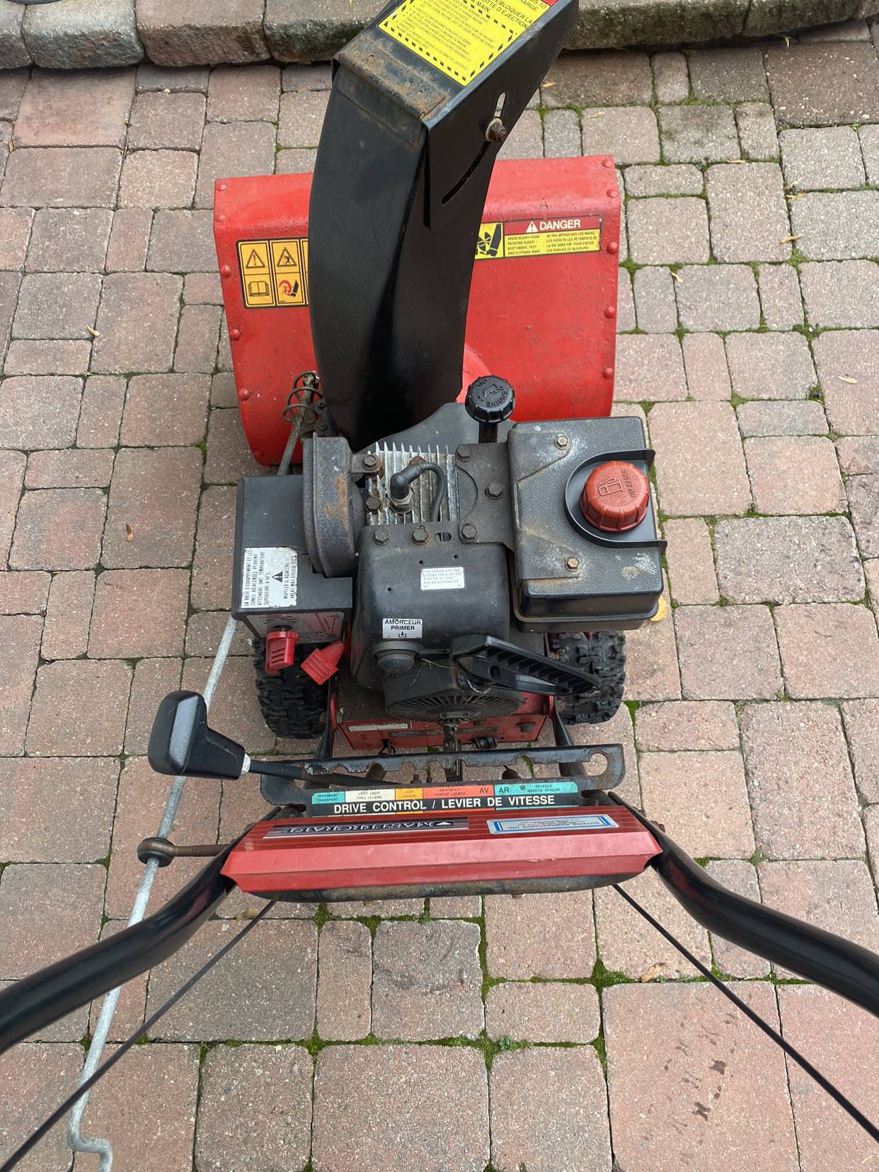 4HP 2 Stage Tecumseh Snowblower❄️ - photo 4