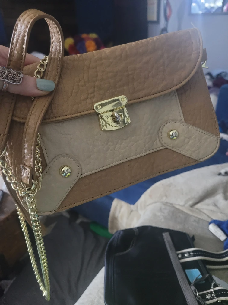 SMALL STEVE MADDEN CROSSBODY BAG thumbnail
