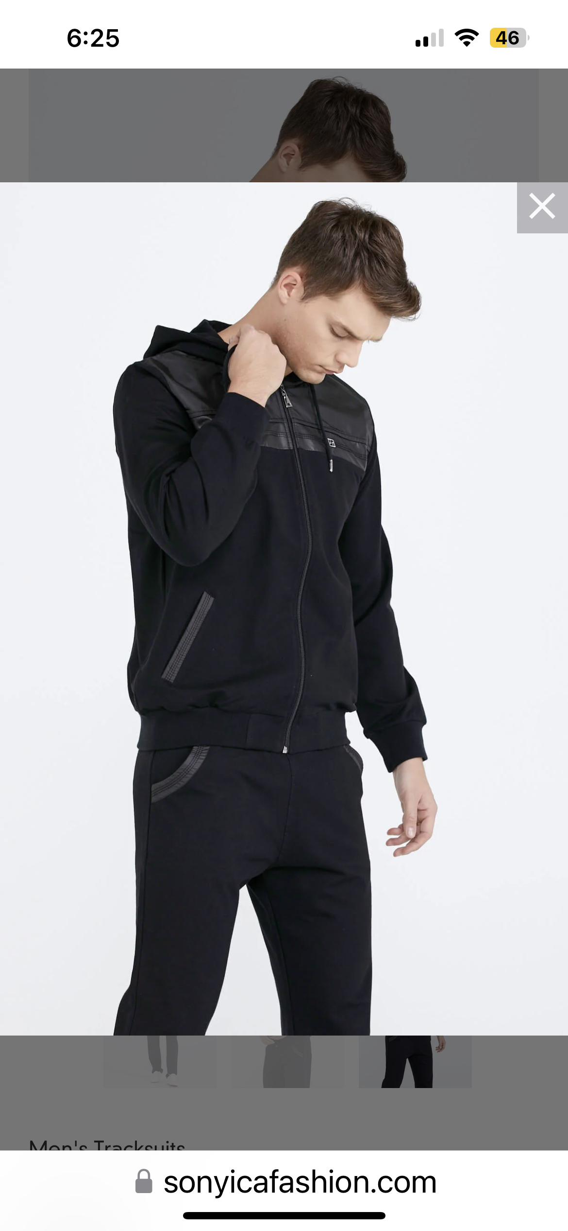 Mam’s what’s the weather tracksuit image indicator(3)