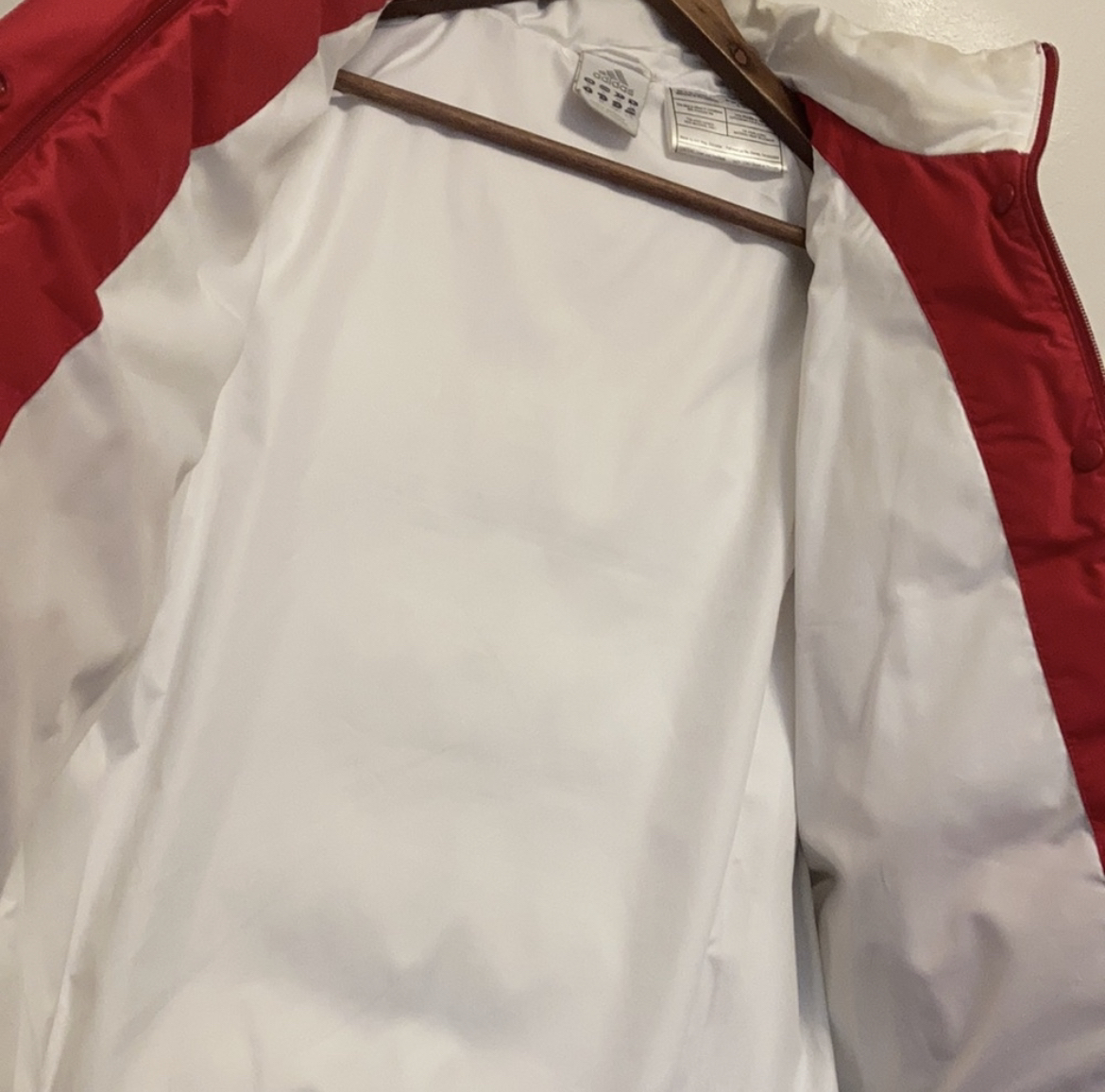 Adidas Red Down Short Puffer Jacket Winter Coat Size large image indicator(5)