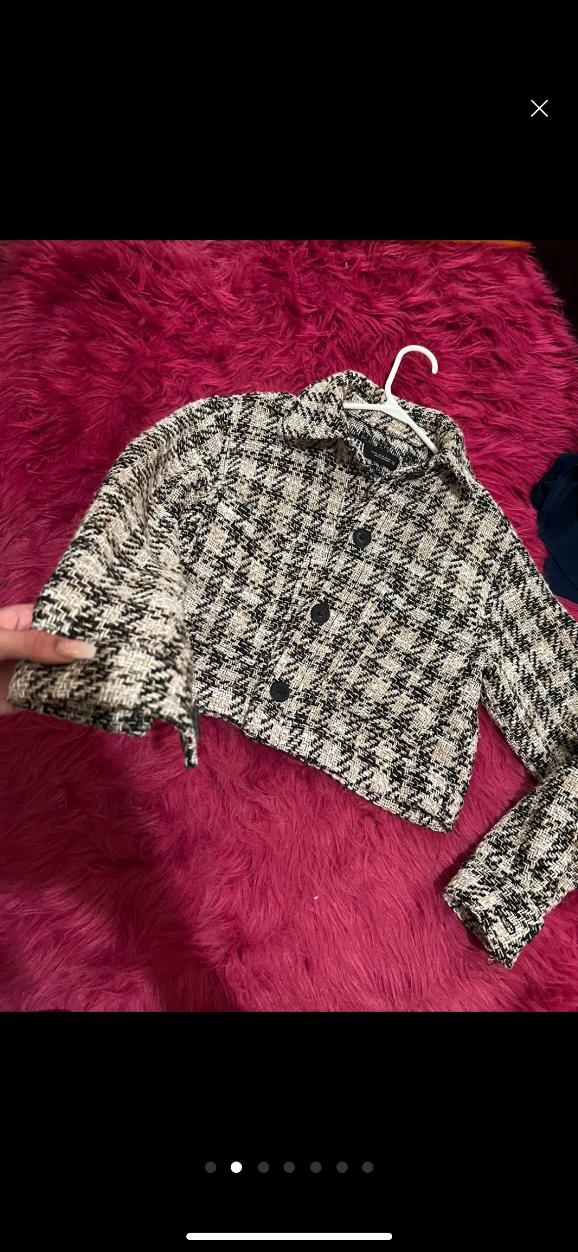 Zara jacket image indicator(2)