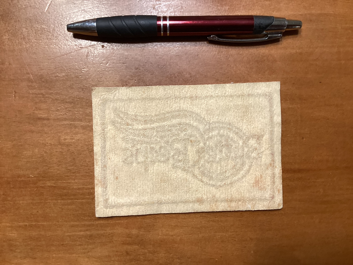 Vintage TORONTO RED WINGS BUTTER BEEPS HOCKEY crest - photo 2