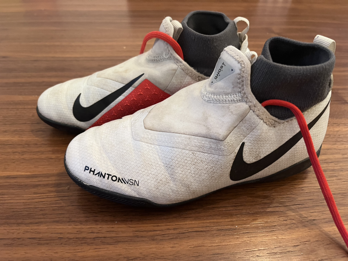 Nike Turf Shoes - Youth 1