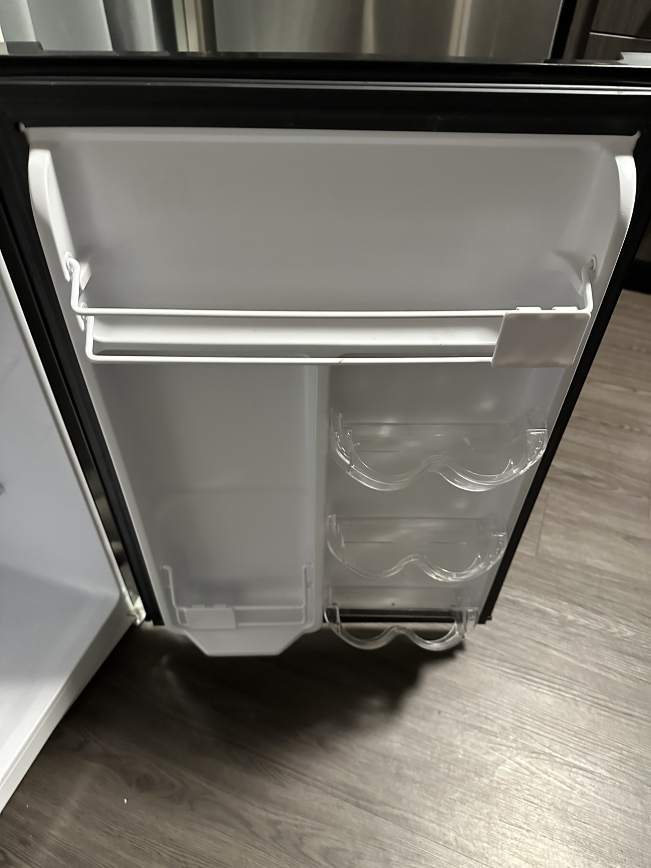 Mini fridge - photo 3