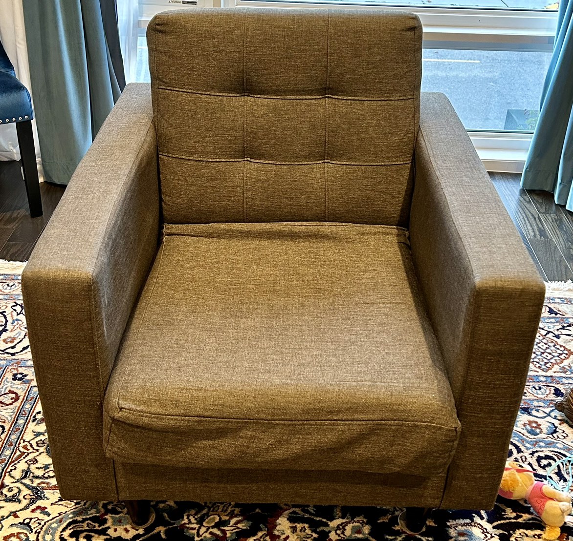 Couch & chair - photo 2