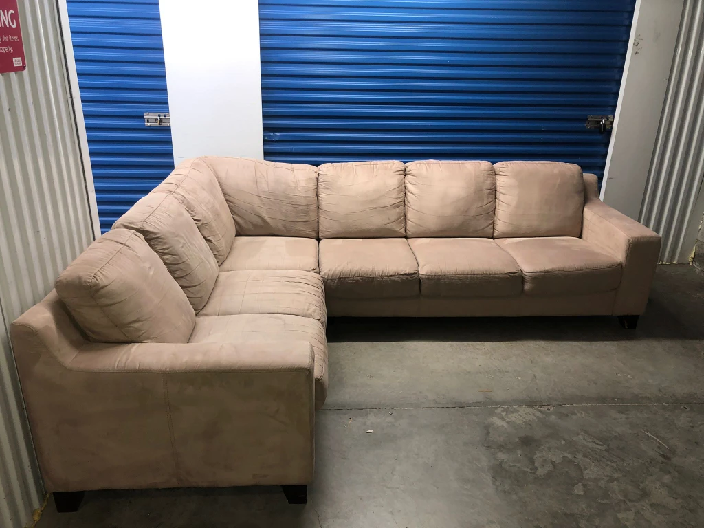 FREE DELIVERY 🚚💨 MODERN 6 SEATER LIGHT BEIGE SECTIONAL SOFA thumbnail