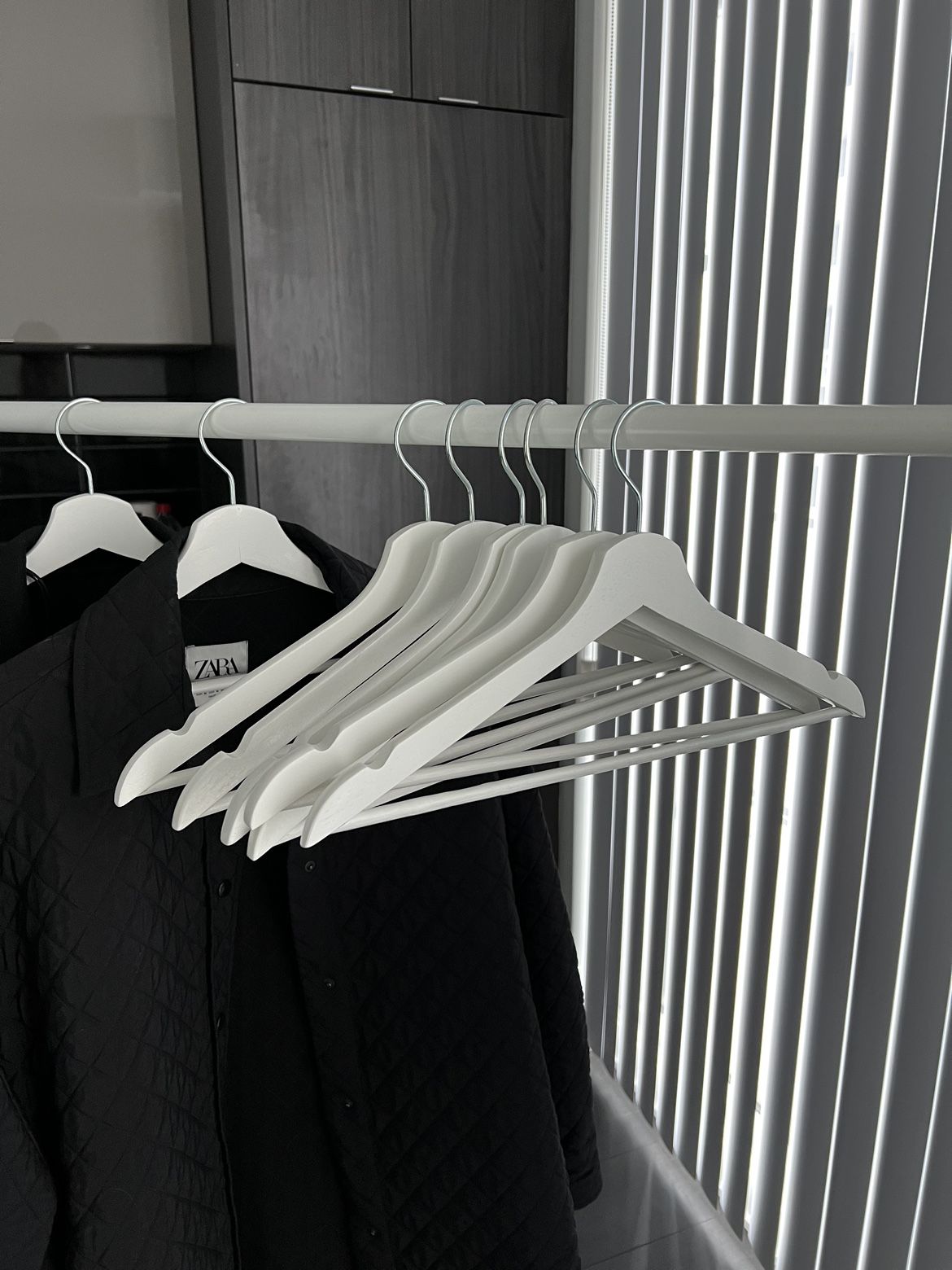 Ikea clothes rack, white - photo 3