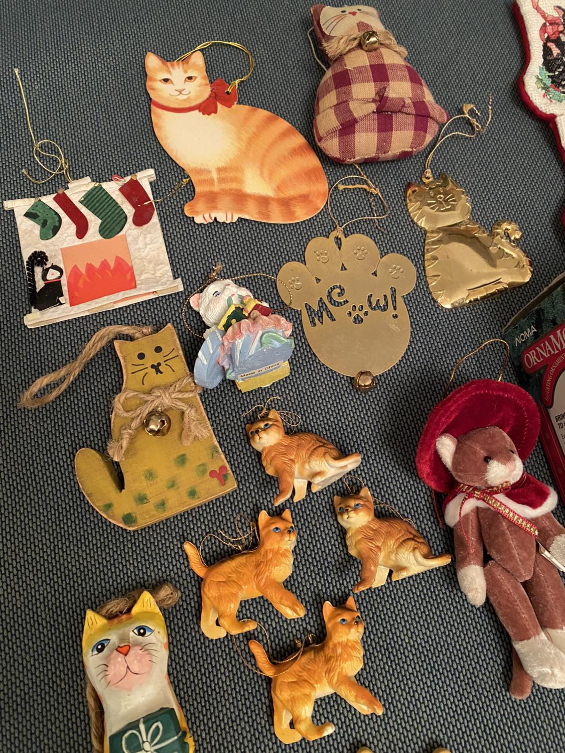 Vintage Christmas Ornament Kitty Collection image indicator(5)