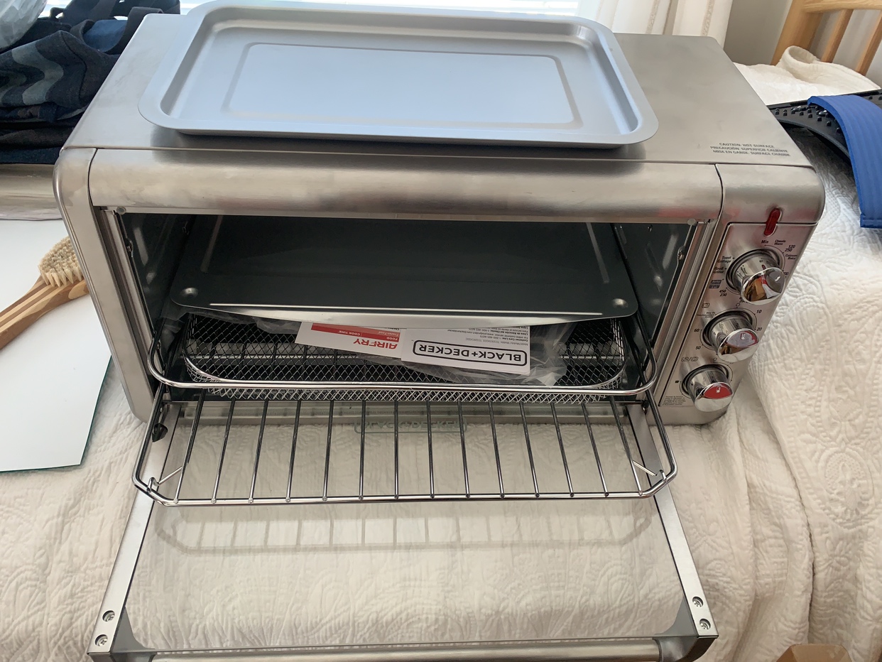 BLACK+DECKER Crisp ‘N Bake Air Fry Toaster Oven, Extra Wide - photo 2