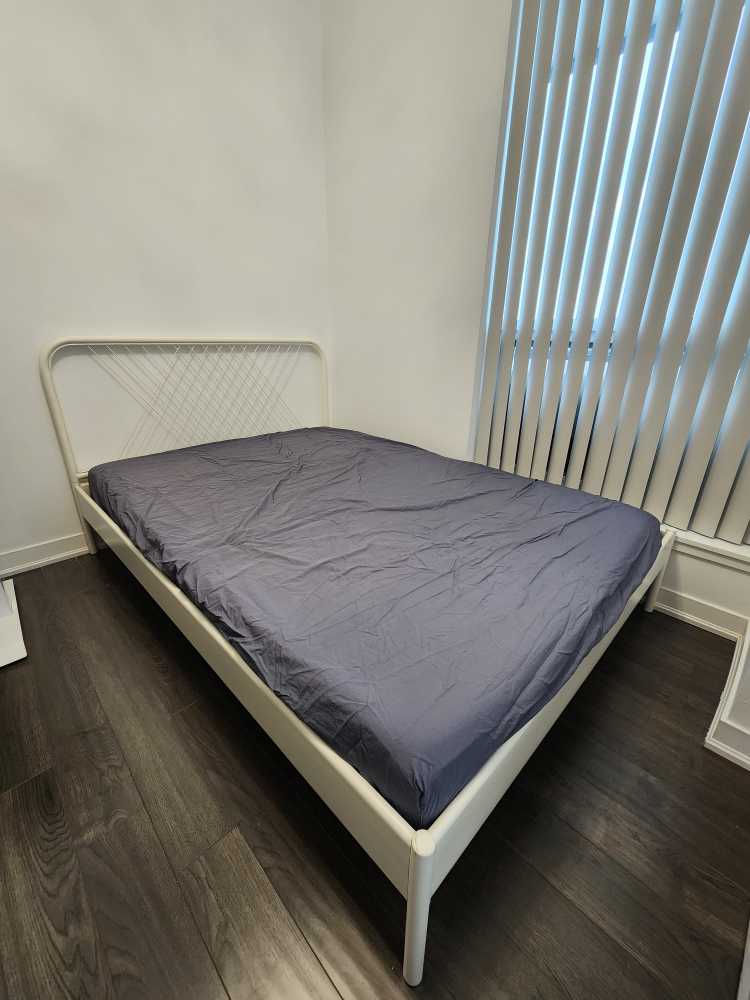 IKEA NESTTUN Full-size metal bed frame and LÜROY slats image indicator(2)