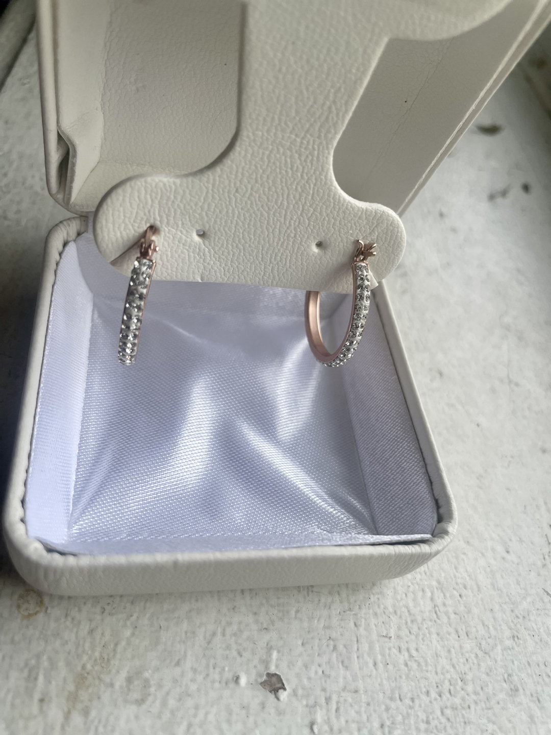 (FINAL PRICE) NEW Rose gold plated sterling silver hoop earrings image indicator(2)