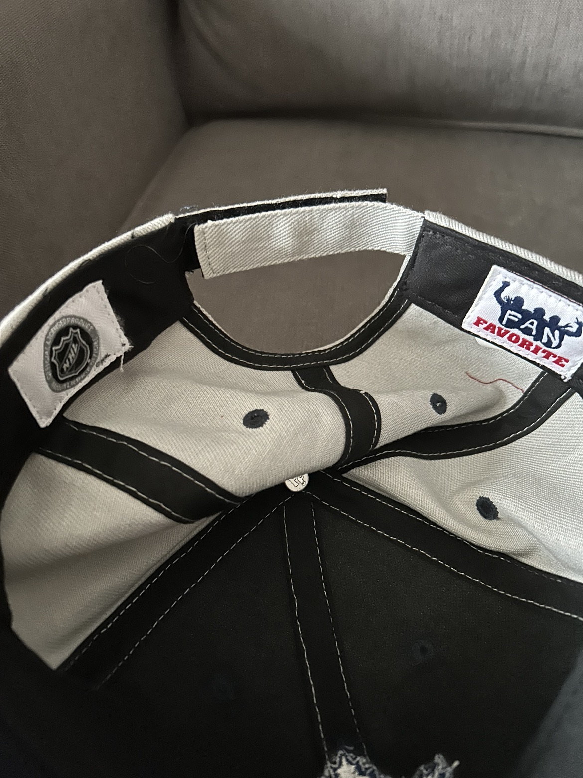 Toronto Maple Leafs Hat image indicator(3)