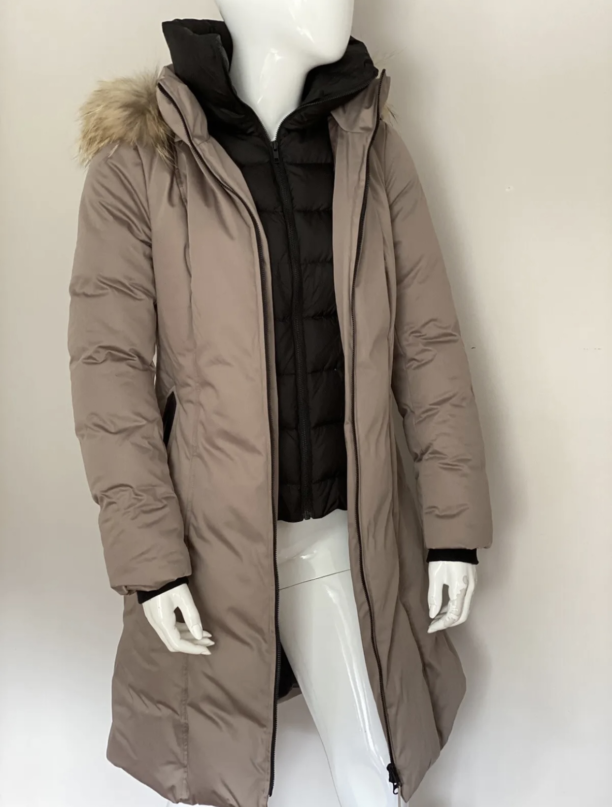 Soia & Kyo  Laval Hooded Fur-Taupe, Trim Down Coat Size M. image indicator(3)