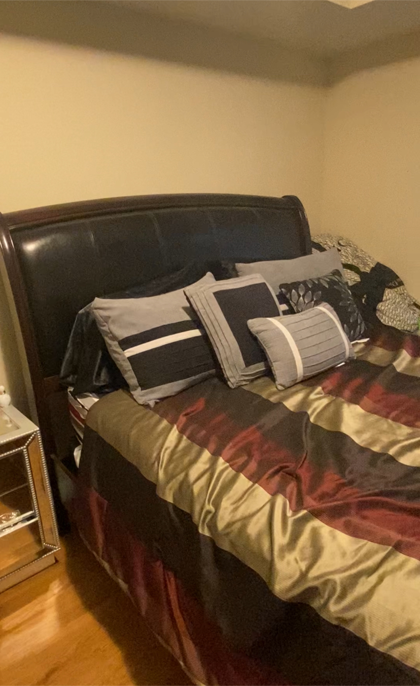 QUEEN SIZED BED FOR SALE - photo 3