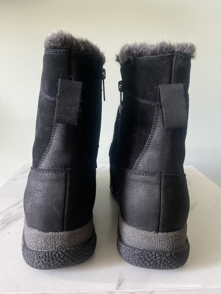 ❄️Women’s Winter Boots -Size 12 - photo 4
