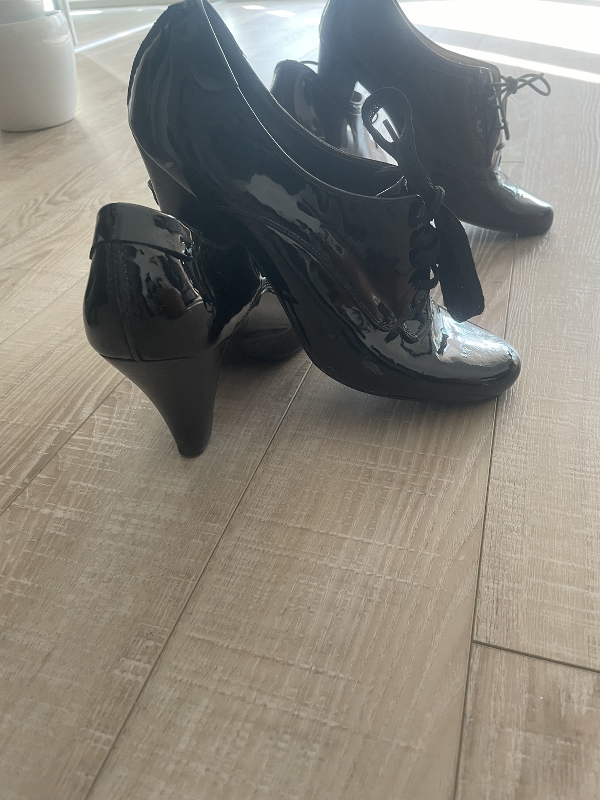 3 pairs of quality shoes, size 10. $130 for 3 or $50 each image indicator(7)