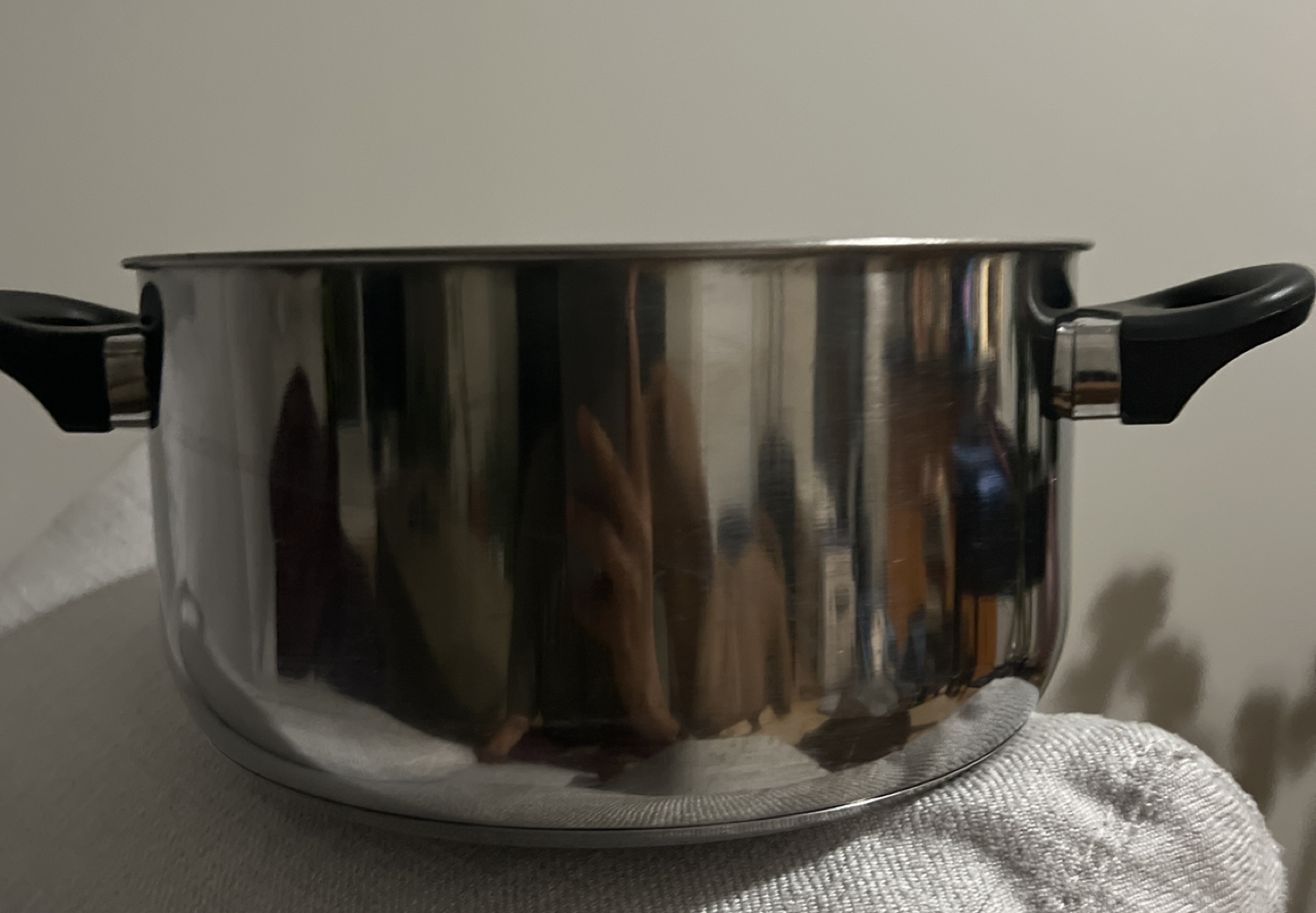 IKEA - Big pot thumbnail