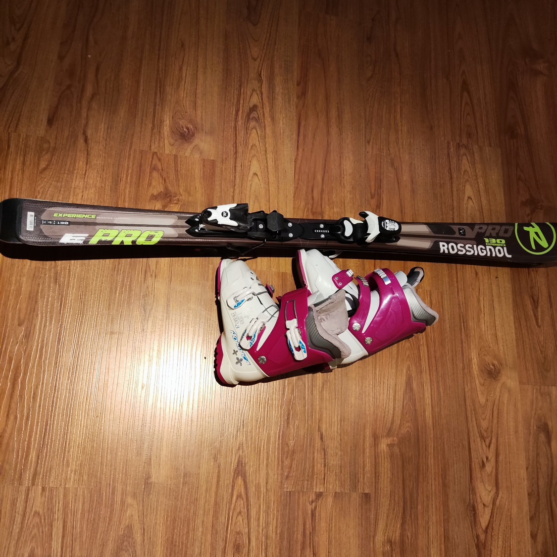 Ski and Boots girl