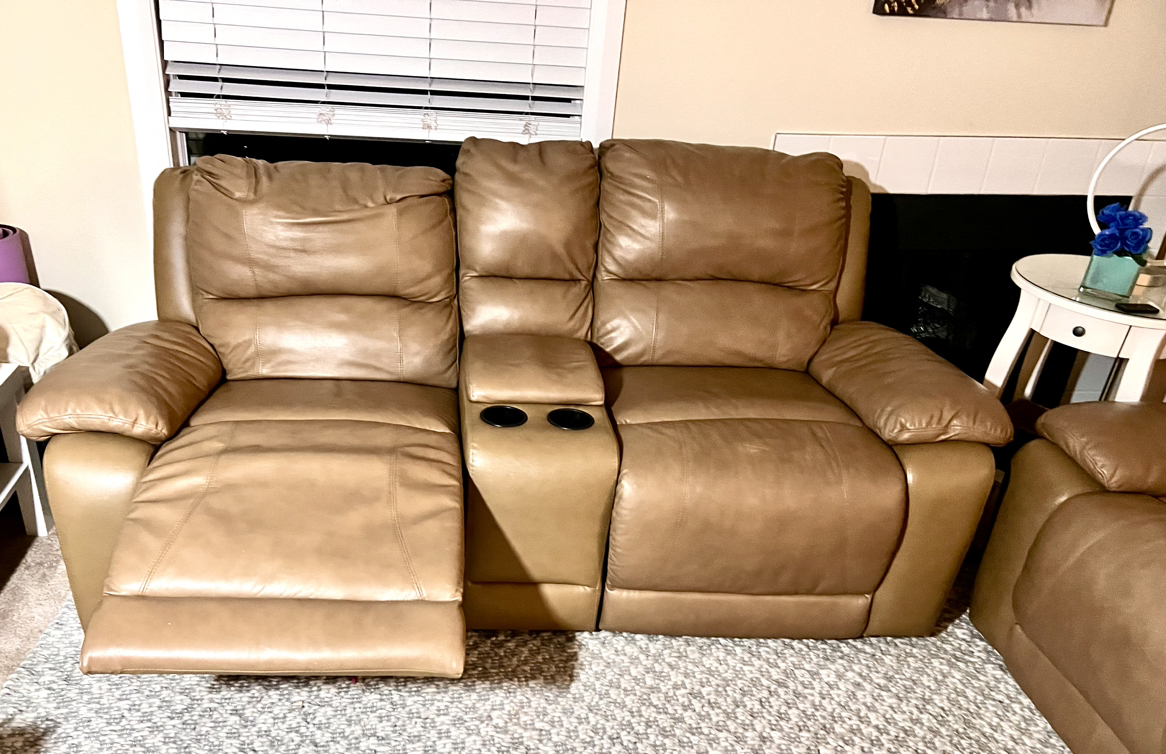Two Leather Recliners - photo 2