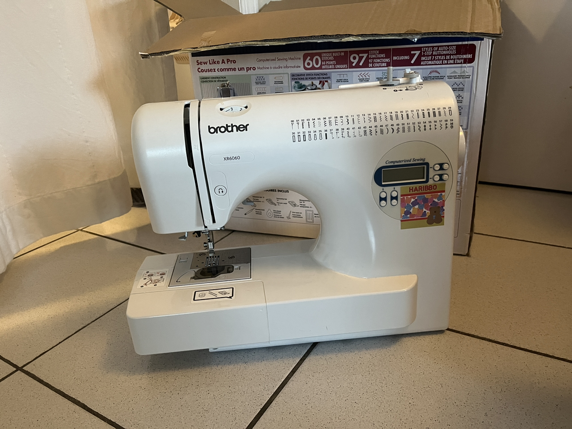 Sewing Machine Brother XR6060 - photo 2