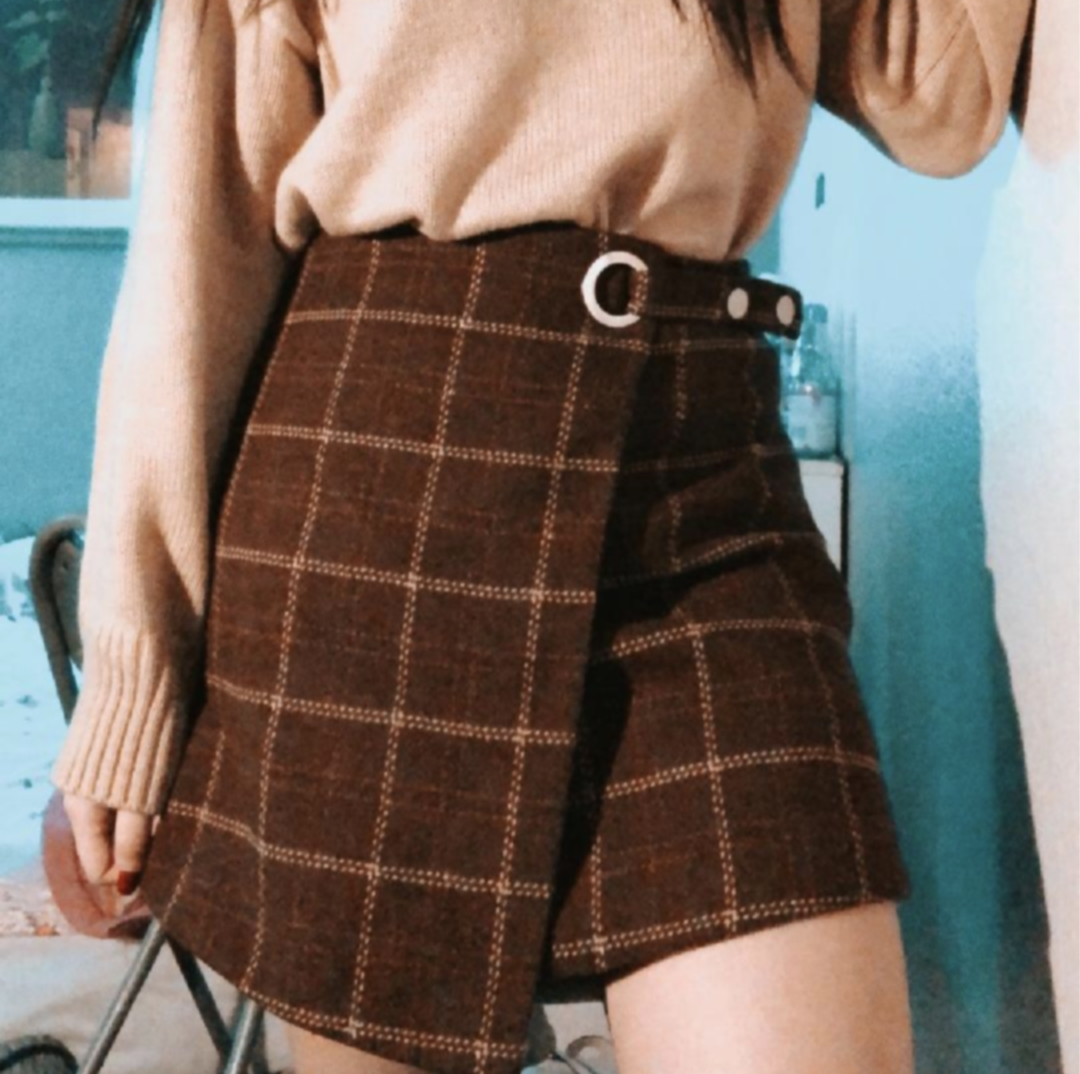 Plaid mini skirt