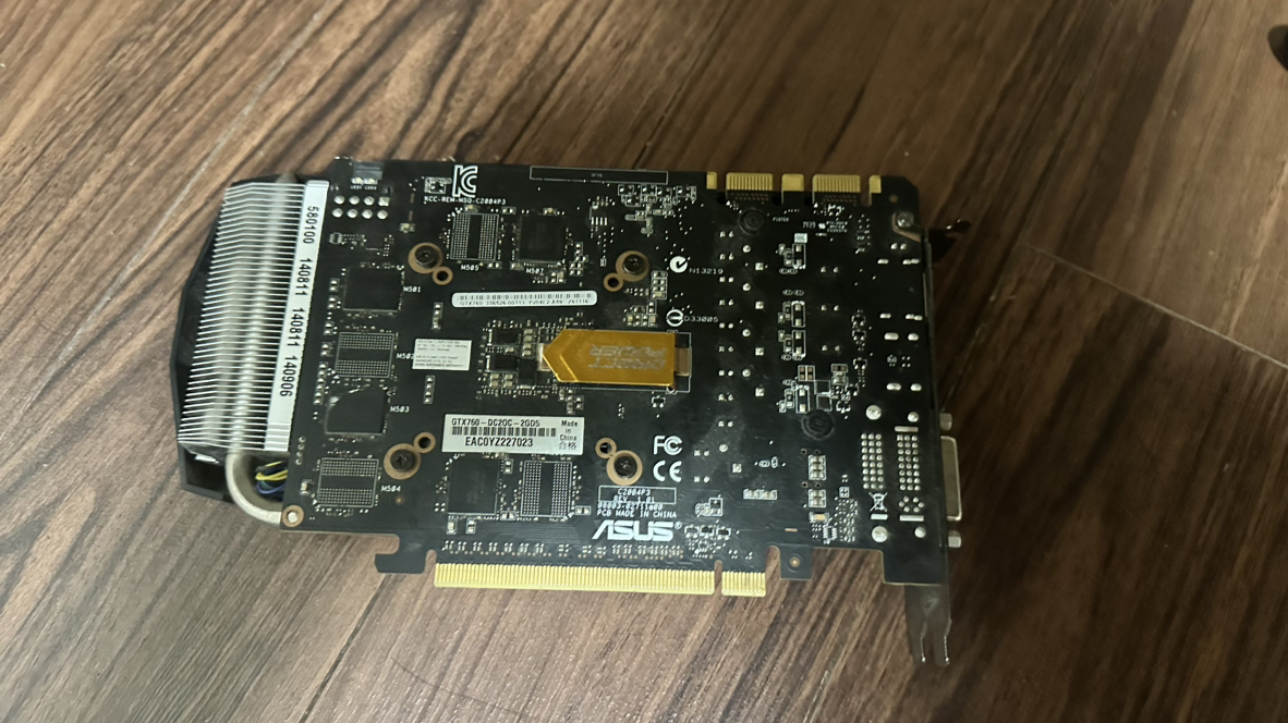 ASUS NVIDIA GeForce GTX760 2GB image indicator(2)