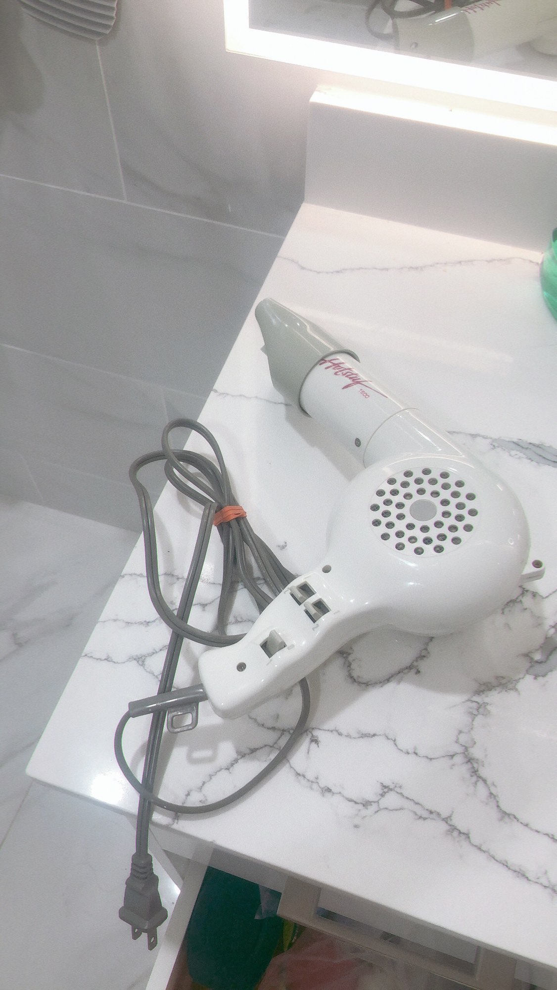 Hair dryer
