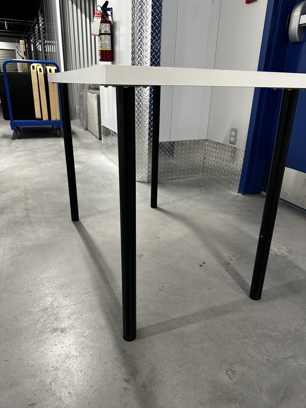 IKEA table - photo 2