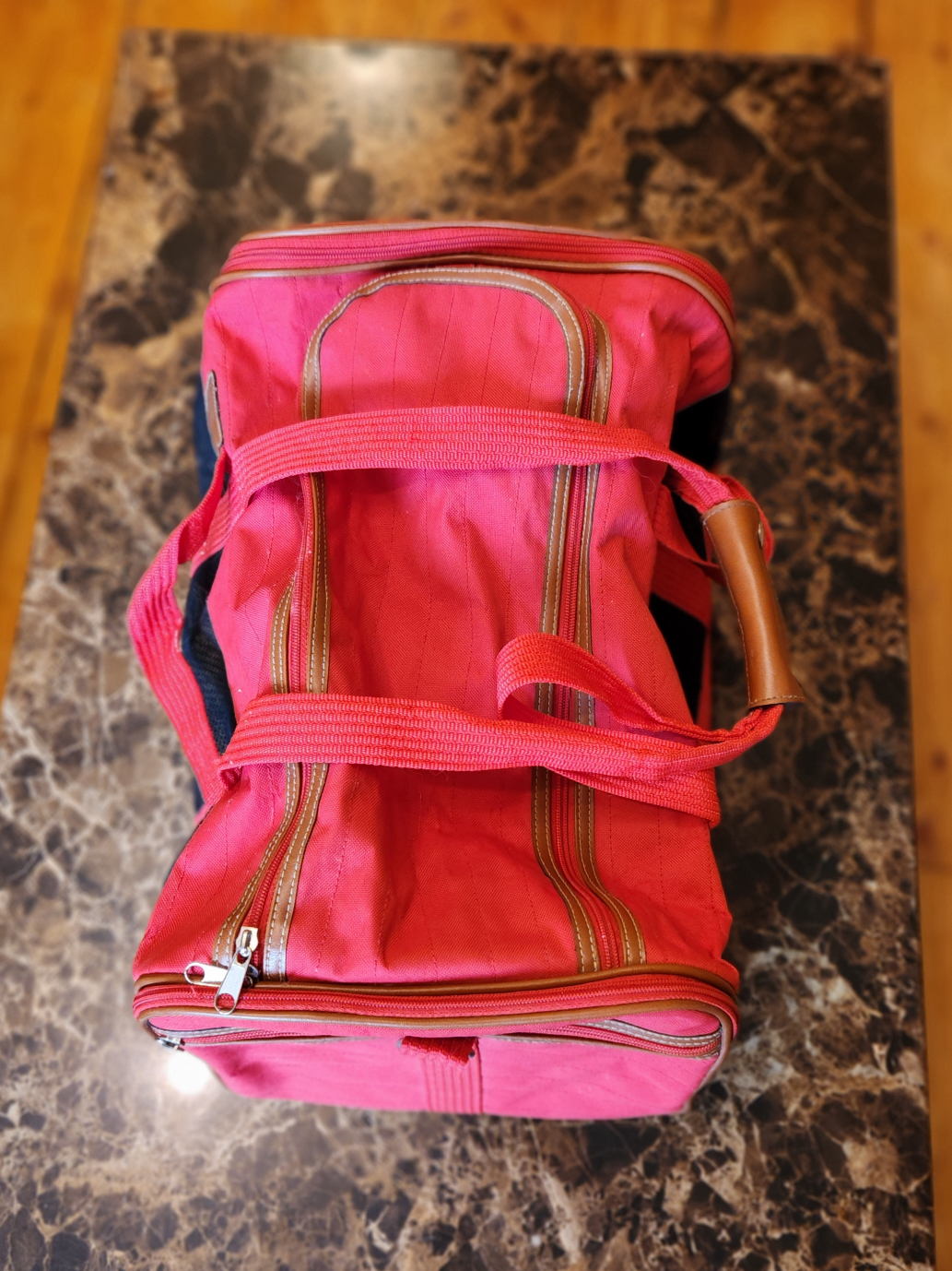 Fabric Carrier for Cat or Small Pet image indicator(3)