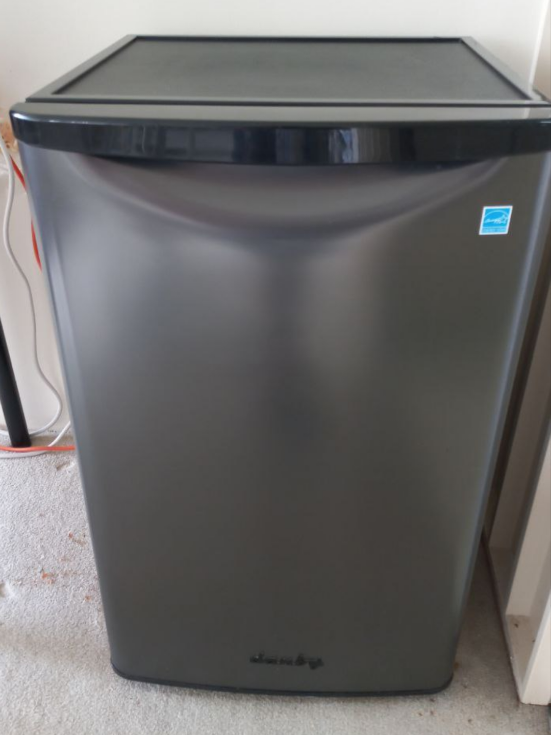 Danby Mini Fridge 4.4 Cu. Ft. - photo 5