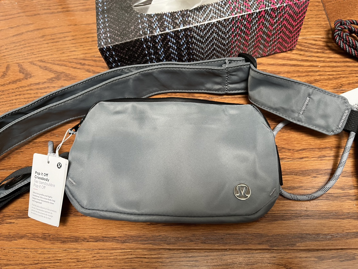 Brand new Lululemon crossbody bag image indicator(3)