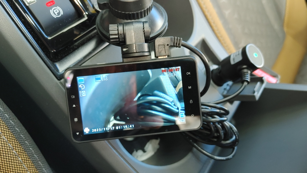 Dash camera - photo 3