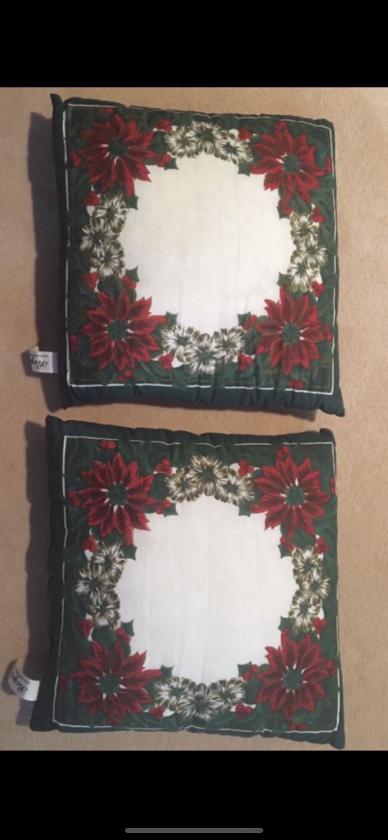 Christmas Cushions in excellent condition - photo 3