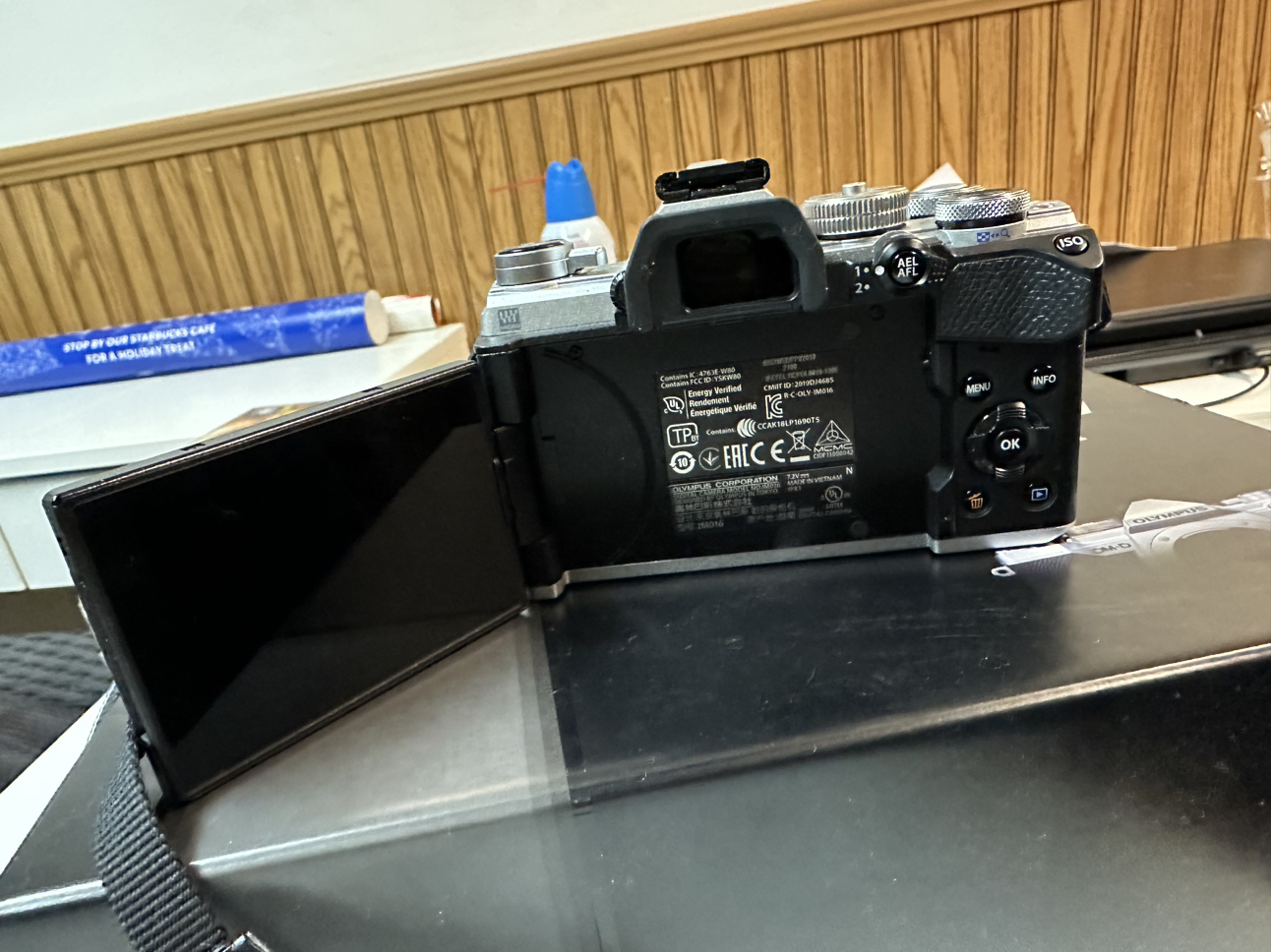 Olympus OM-D E-M5 Markiii - photo 5