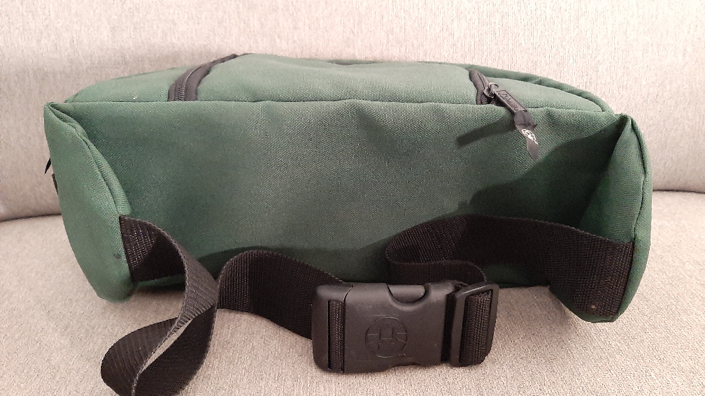 COLEMAN Soft Cooler Hip Pack image indicator(6)