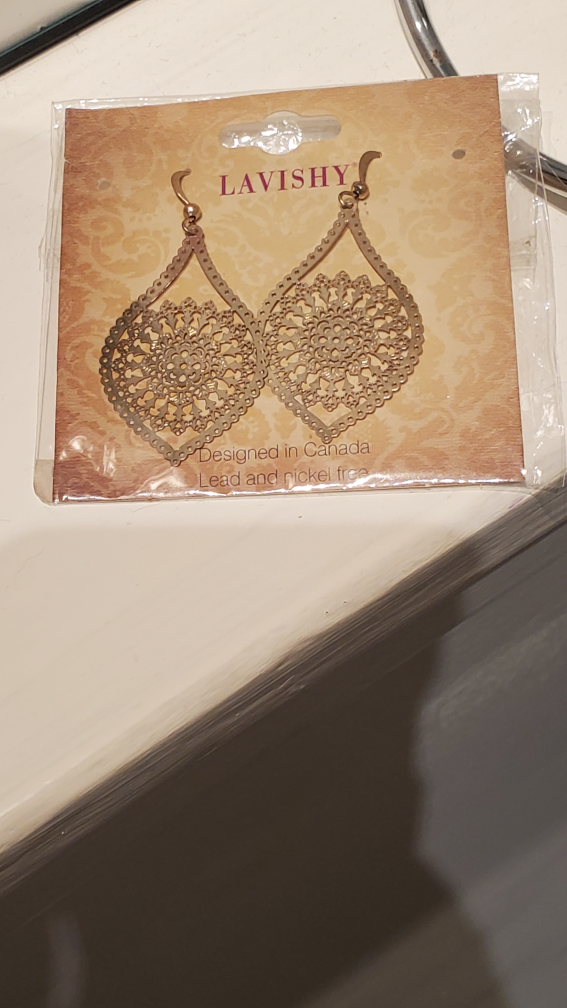 NEW- Lavishy earrings image indicator(2)