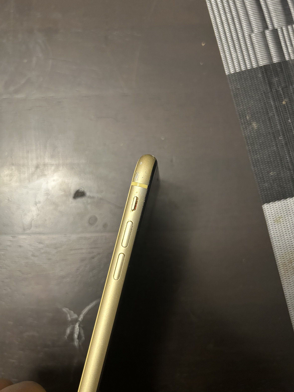 IPhone XR - photo 4