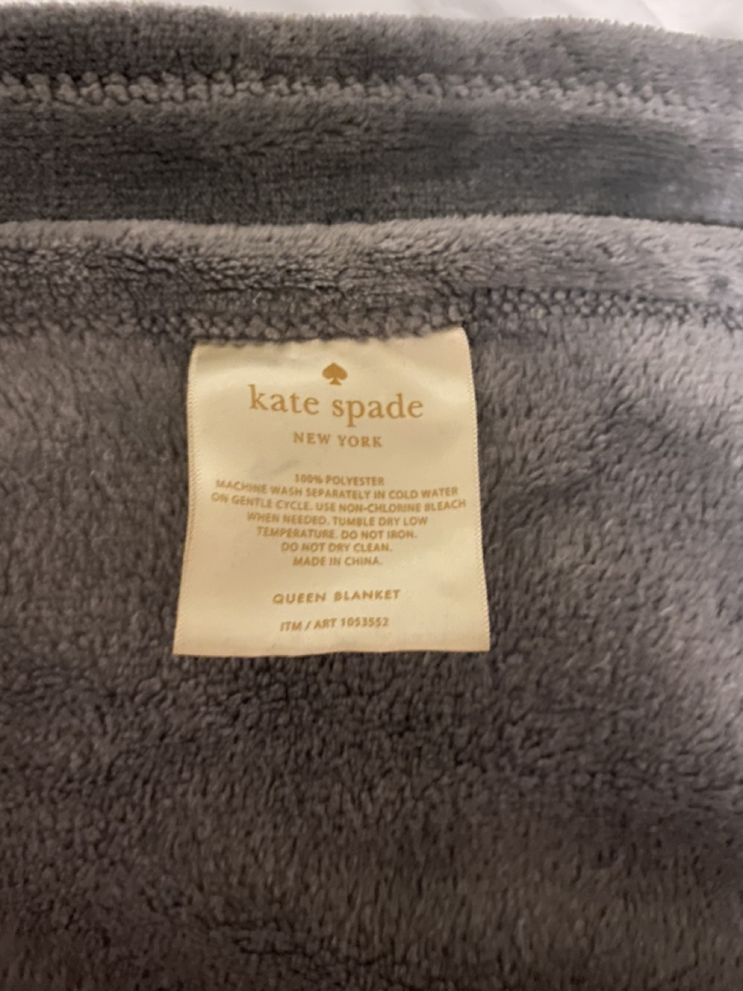 Kate Spade Blanket image indicator(5)
