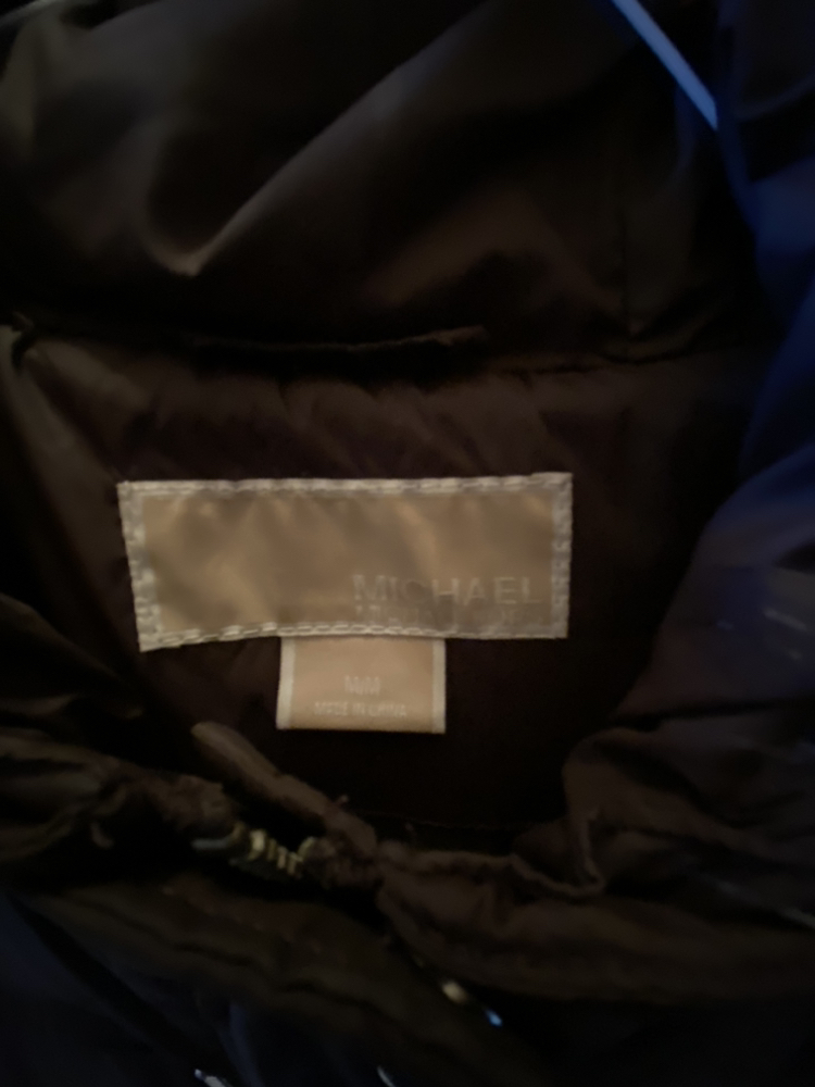 Michael Kors coat image indicator(3)