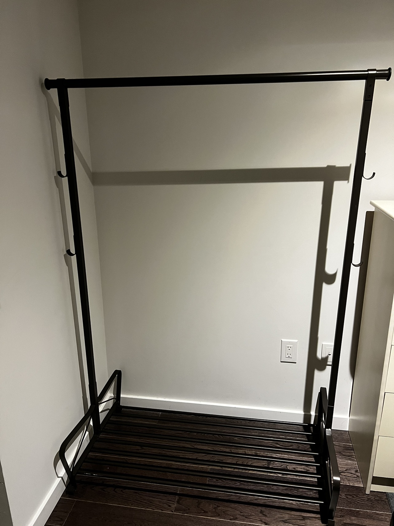 clothes rack