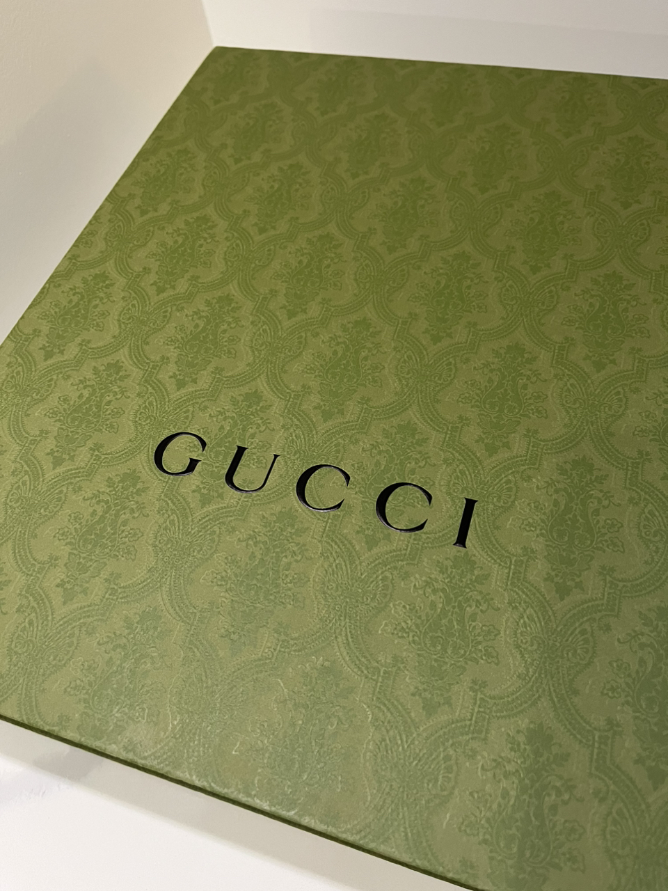 Big Empty Gucci box for decoration/storage - photo 2
