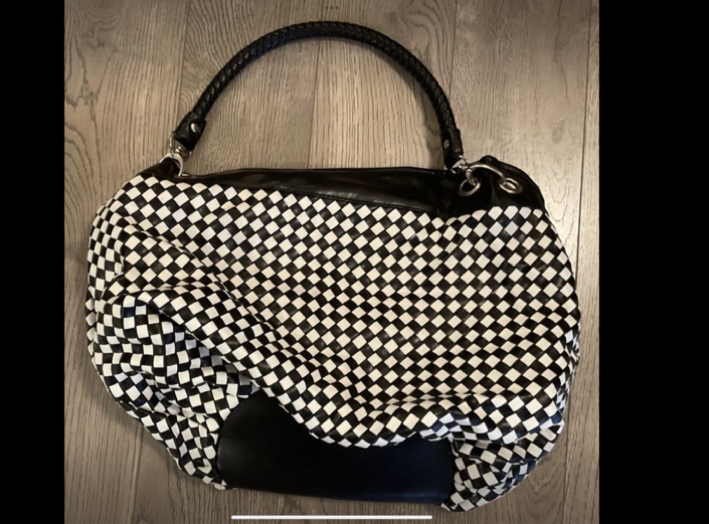 ⭐️ Brand New - Checkered Black and White Shoulder Bag - photo 4