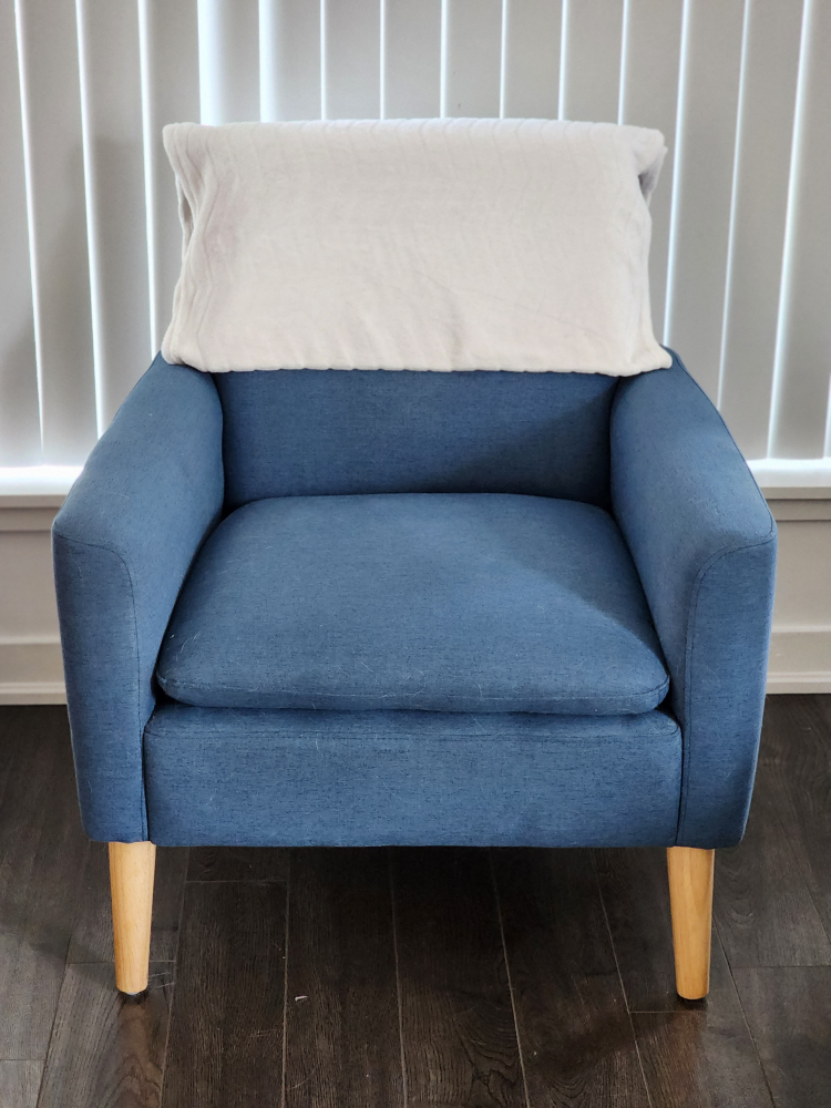 Blue Accent chair - barely used image indicator(2)