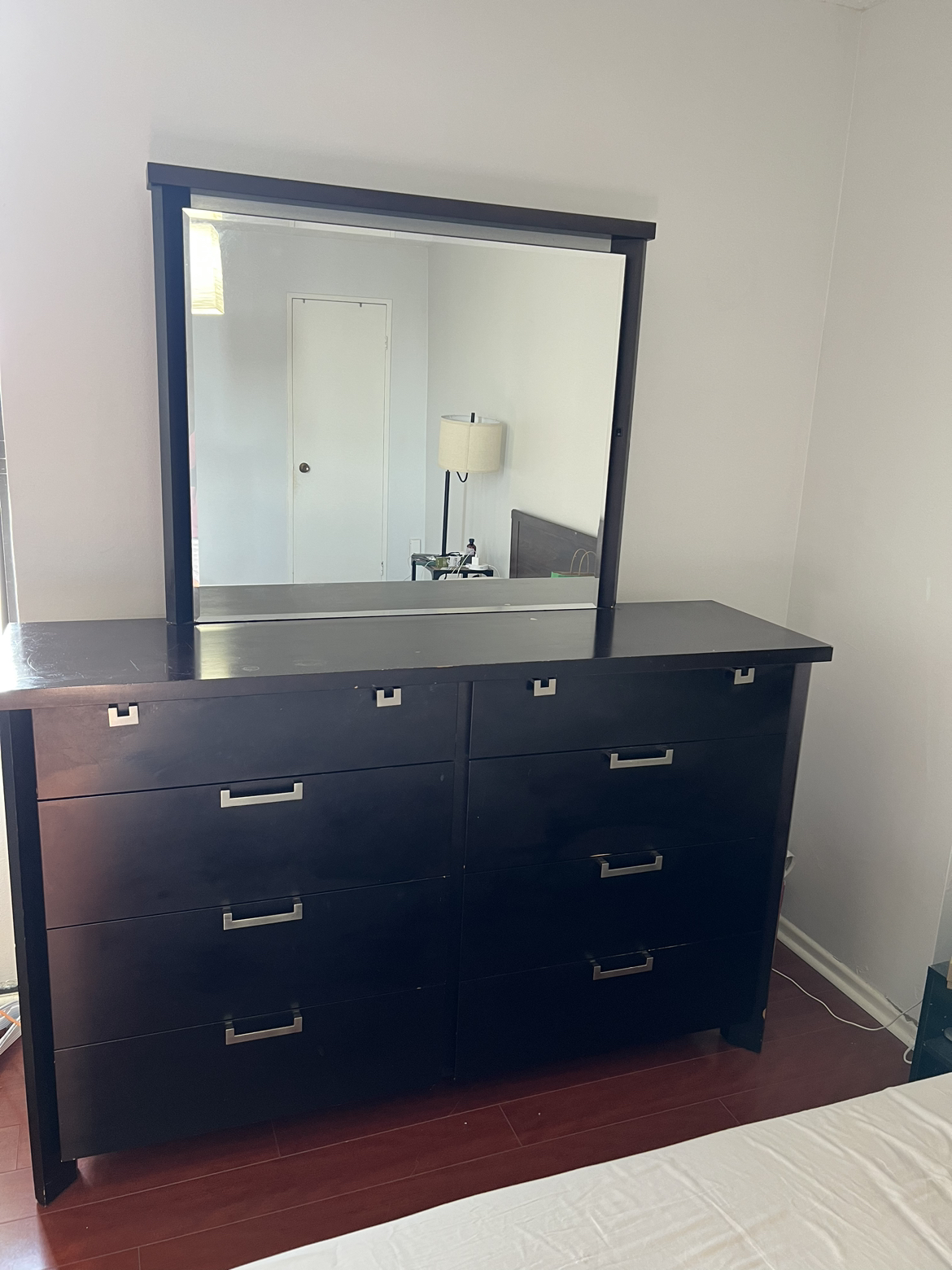 Queen Tempurpedic Bed Frame with matching Chest of Drawers - photo 5