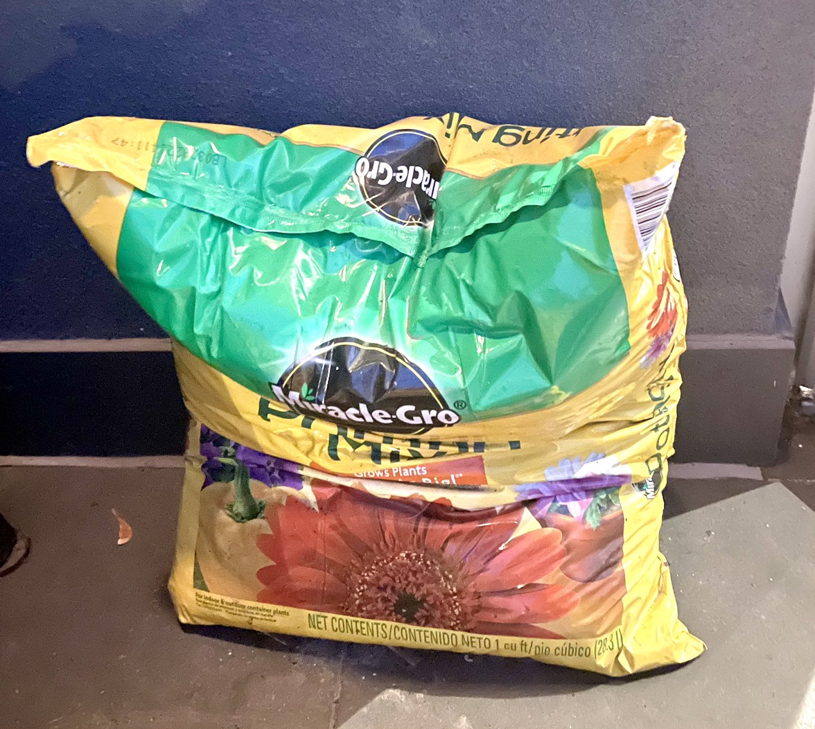 ❄️Potting mix 1 cu ft