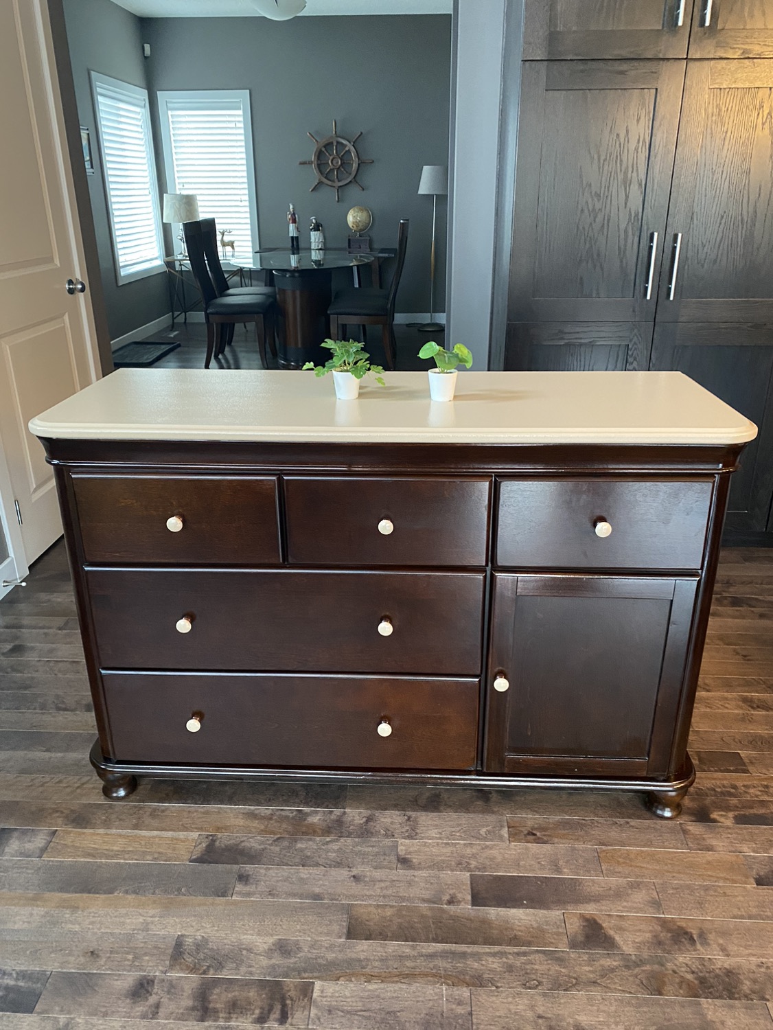 🏆 Awesome refurbished drawers / dressers plus a deep cabine thumbnail