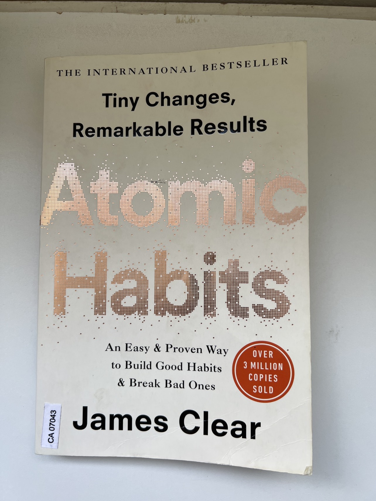 Atomic habits( paperback)